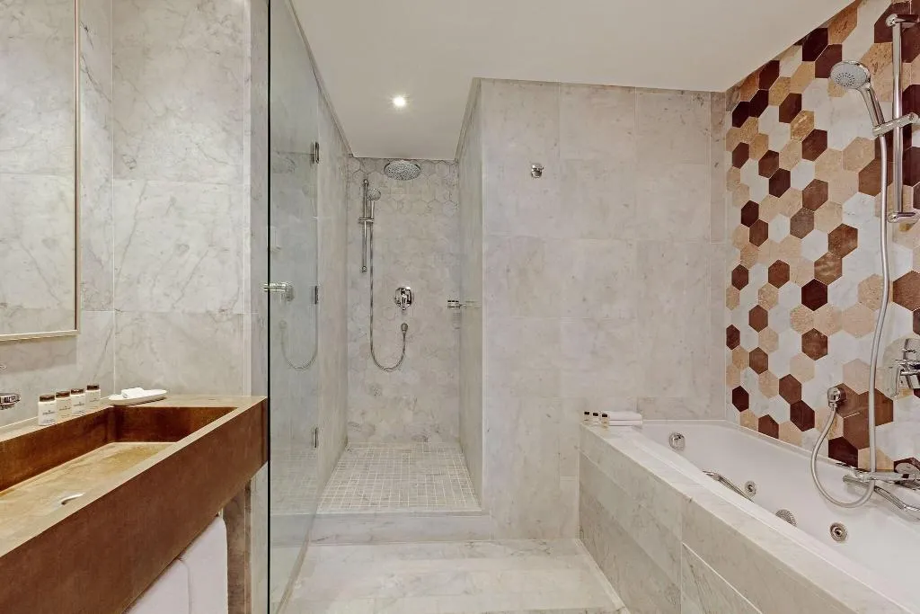 Room, Sheraton Tunis, Tunisia
