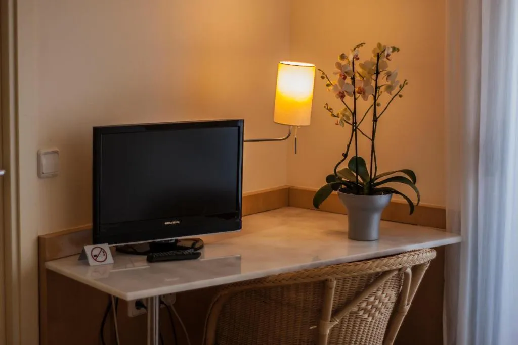 Double or Twin WITH BALCONY Room, Ancora, Costa Brava