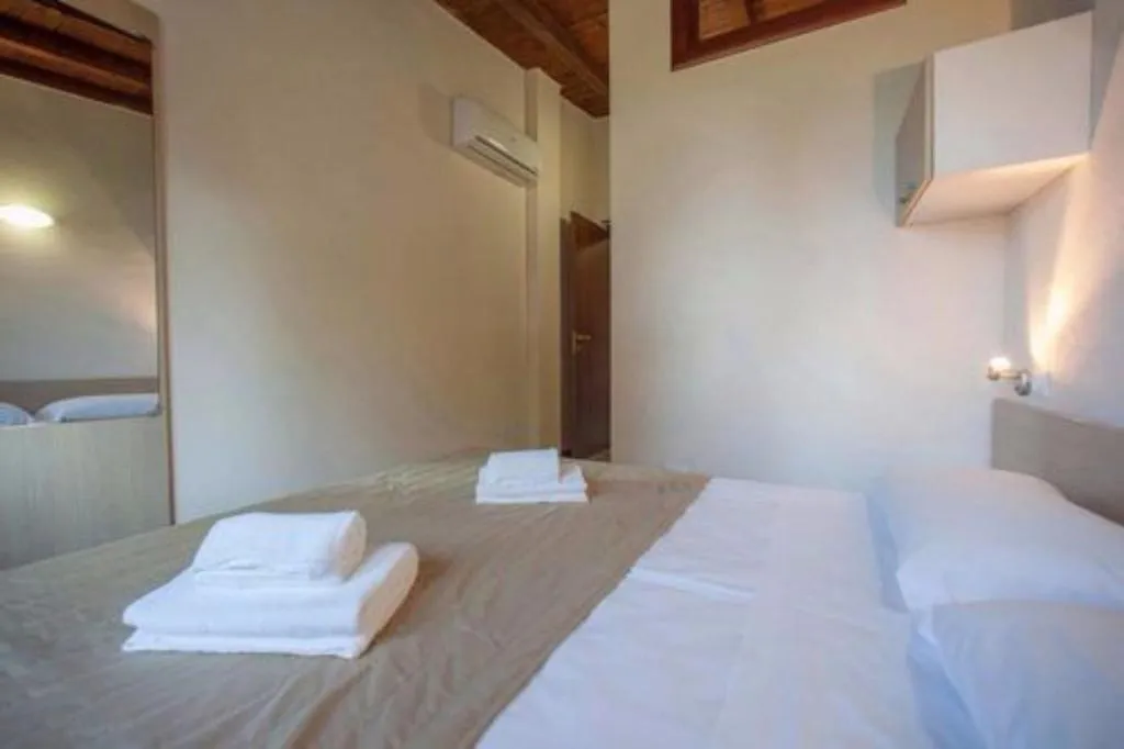 BUNGALOW BUNK BED Room, Resort The Garda Village, Milan
