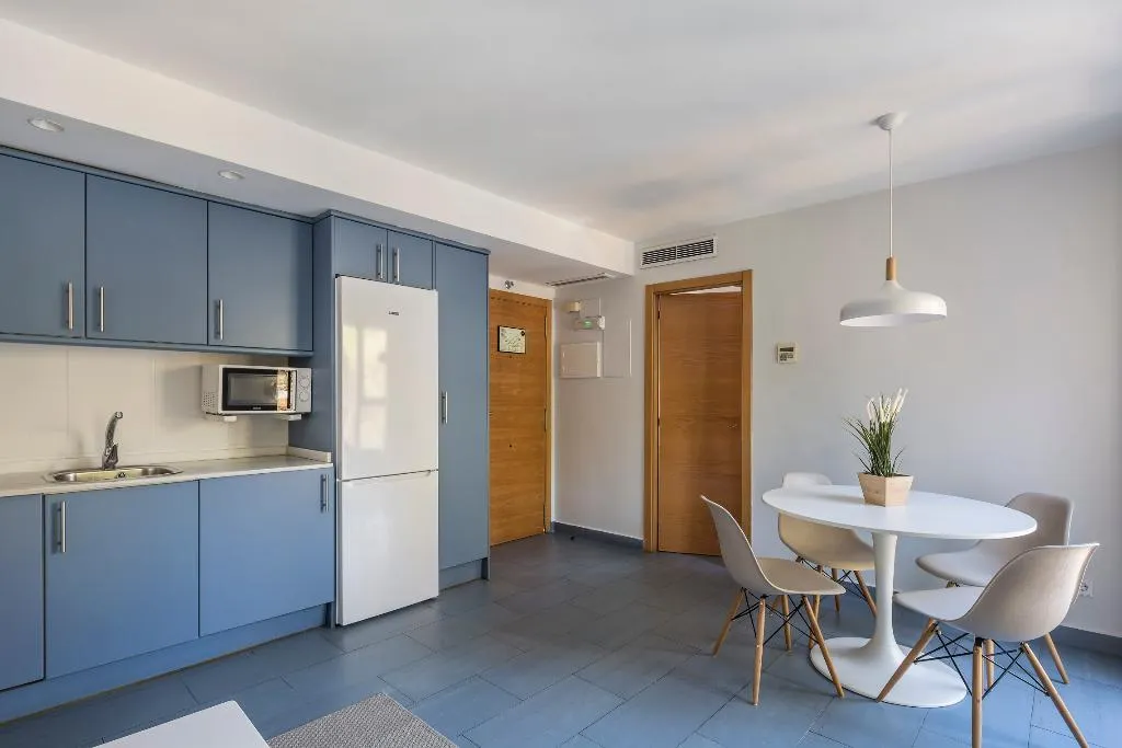 APARTMENT CAPACITY 2 ONE BEDROOM Room, Mon Suites Carmen, Valencia