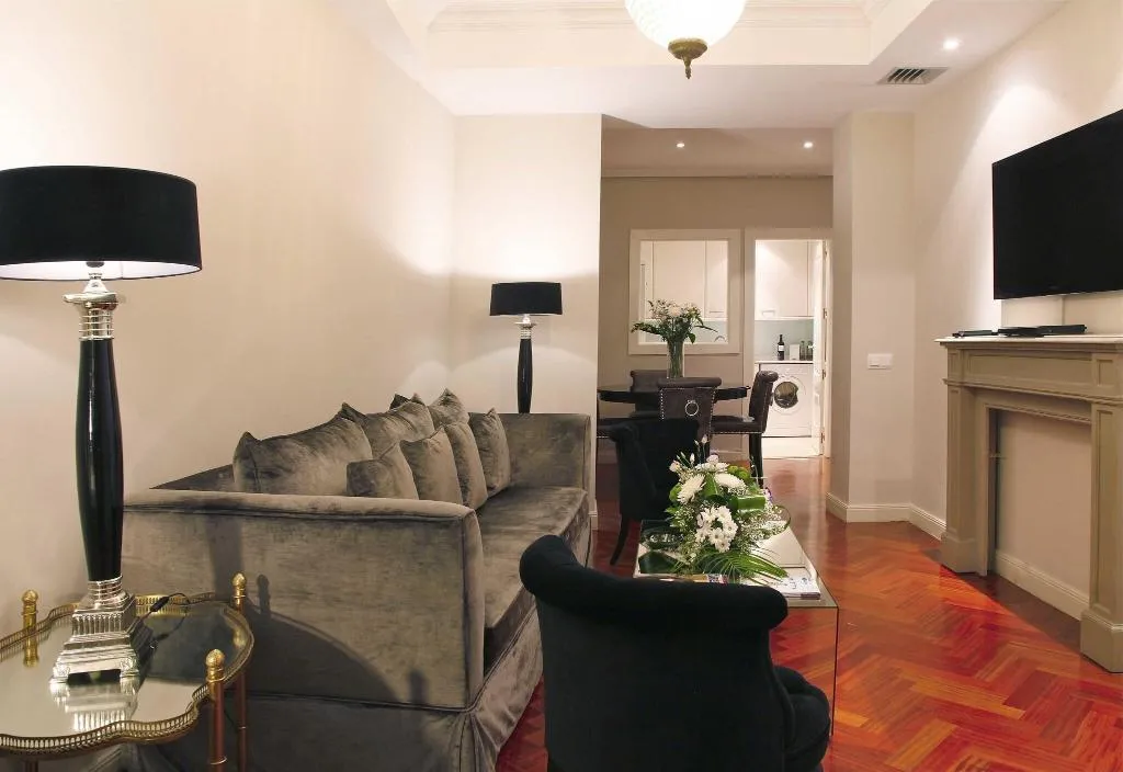 SUITE TWO KING BEDS Room, Luxury Suites Madrid, Madrid