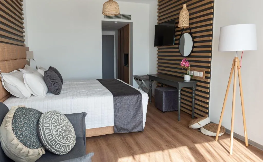 STUDIO KING SIZE BED Room, Piere Anne Beach Hotel, Cyprus