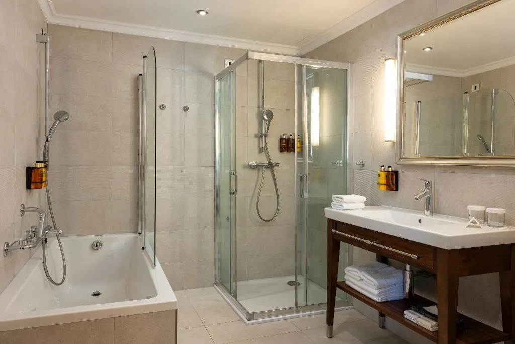 DOUBLE CLASSIC WITH BALCONY Room, Hotel More, Dubrovnik