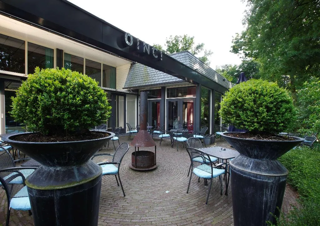 Terrace, Fletcher Hotel-Restaurant Veluwe-Sparrenhorst, Amsterdam