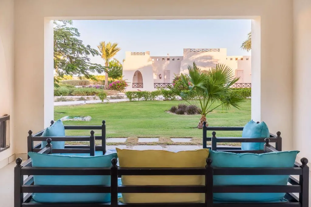 DOUBLE DELUXE GARDEN VIEW Room, Hilton Marsa Alam Nubian Resort, Red Sea Riviera