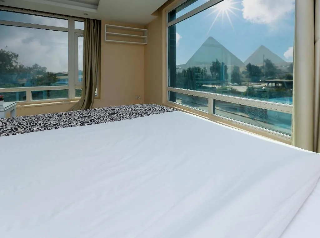 Room, Turquoise Pyramids Hotel, Cairo