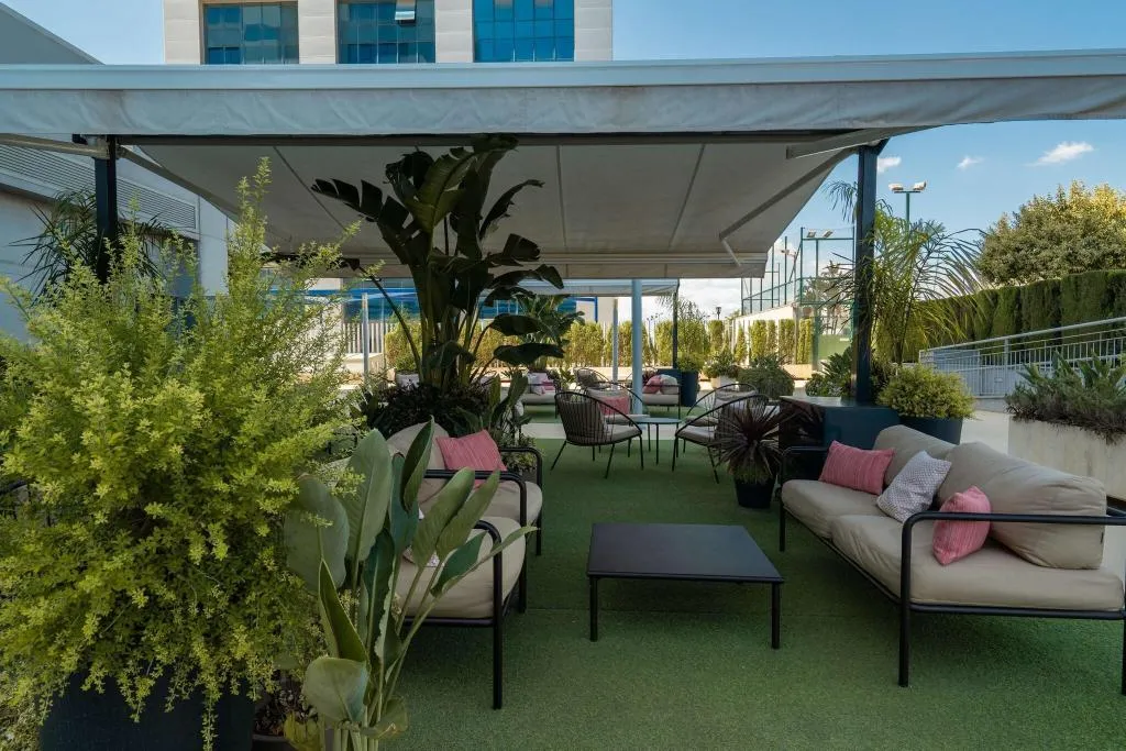 Terrace, Hilton Garden Inn Sevilla, Seville