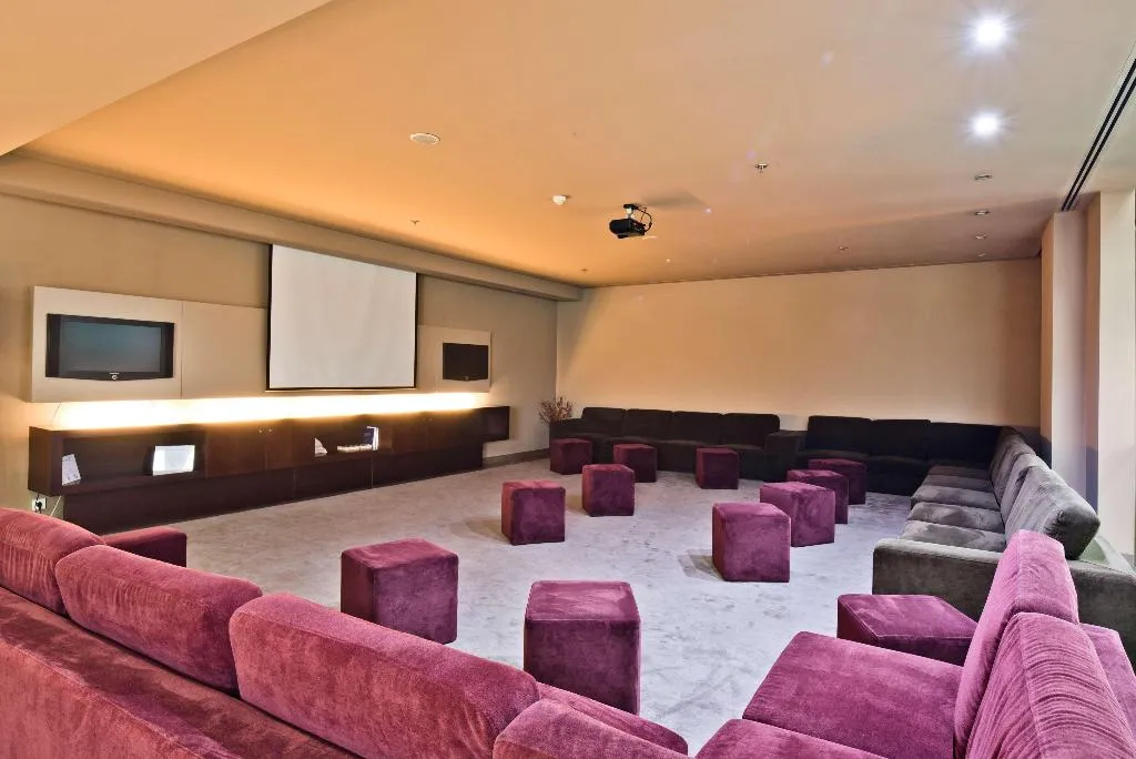 Lobby, Golden Tulip São João da Madeira, Porto