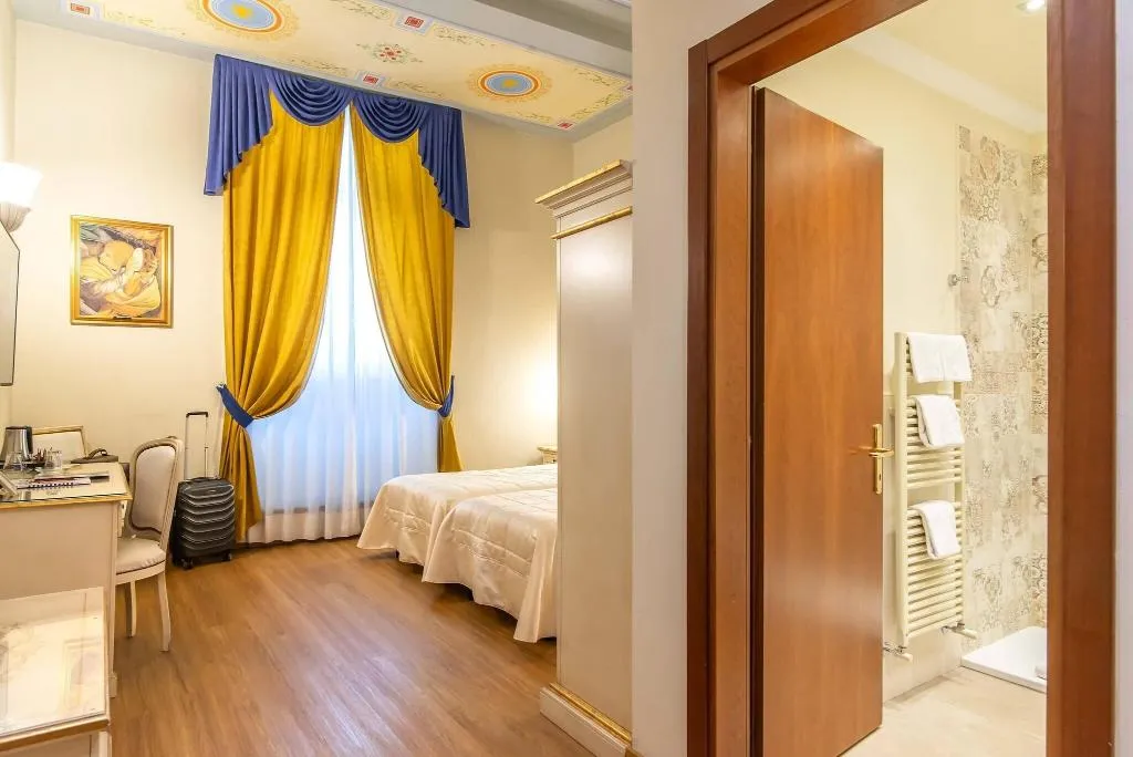 DOUBLE CLASSIC Room, Porta Faenza, Florence