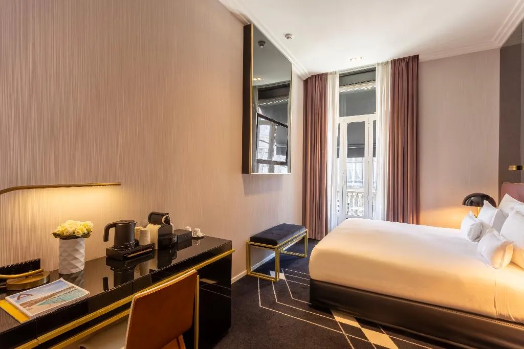 SINGLE DELUXE Room, Altis Avenida, member Preferred Hotels & Resorts, Lisbon
