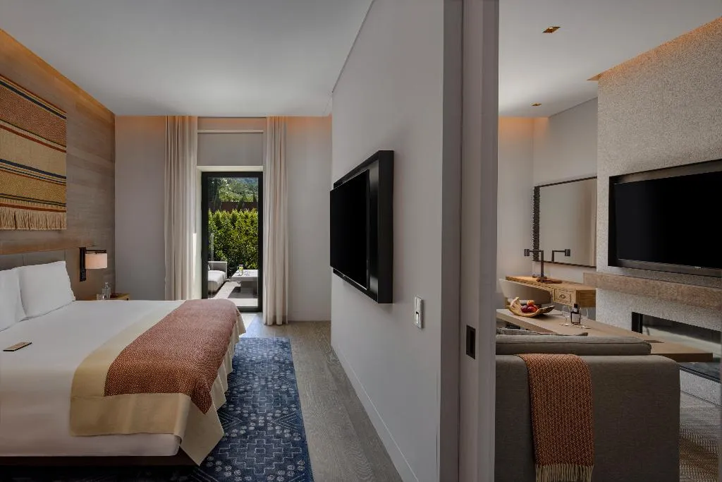 SUITE ONE BED Room, Six Senses Douro Valley, Porto