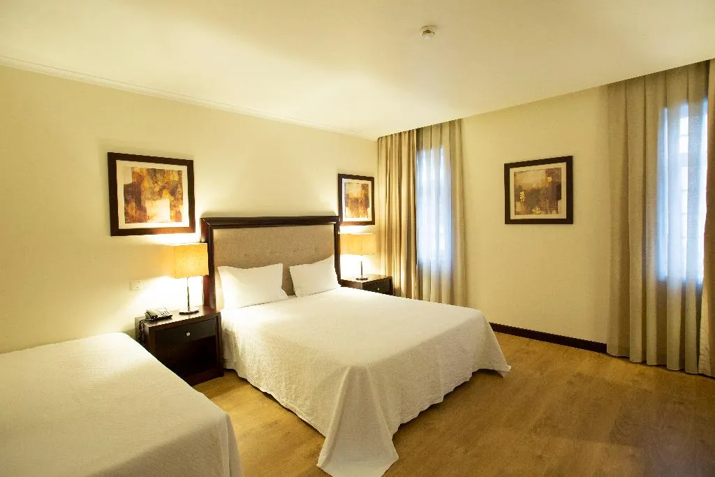 TRIPLE STANDARD Room, Veneza Hotel, Porto