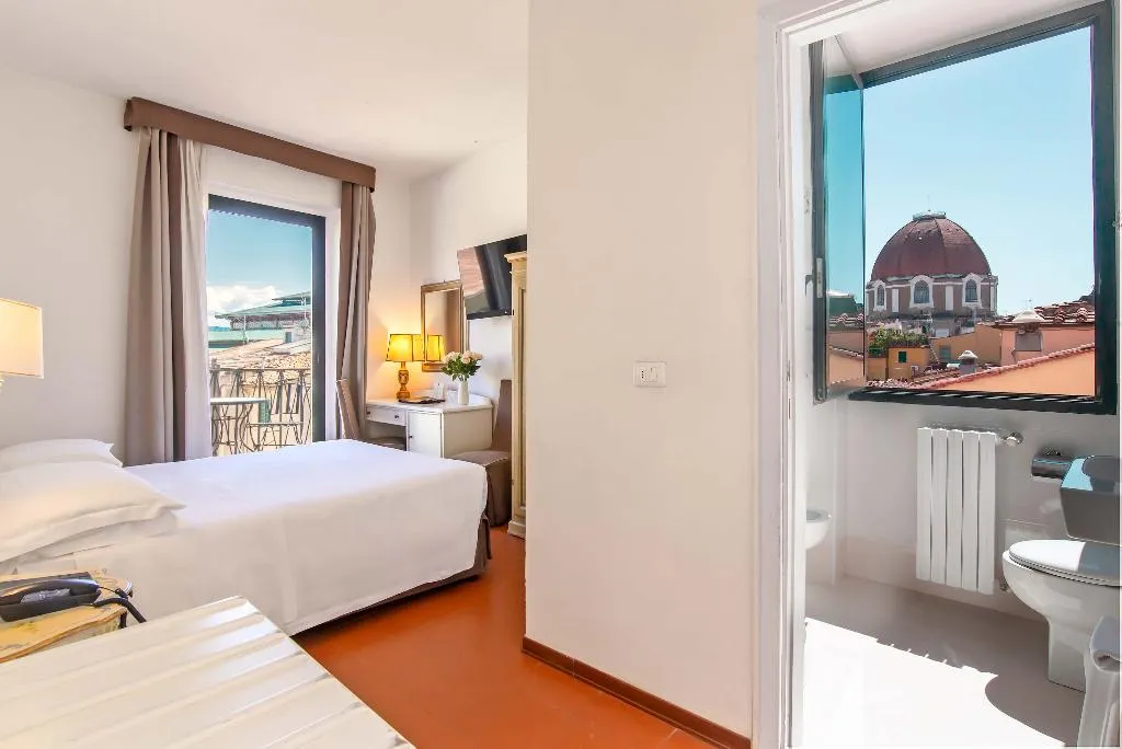 DOUBLE WITH VIEWS Room, Machiavelli Palace, Florence