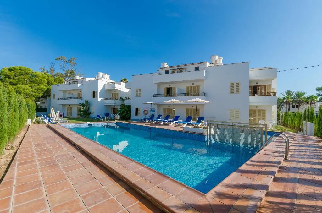 Pool, Yourhouse Venecia, Majorca