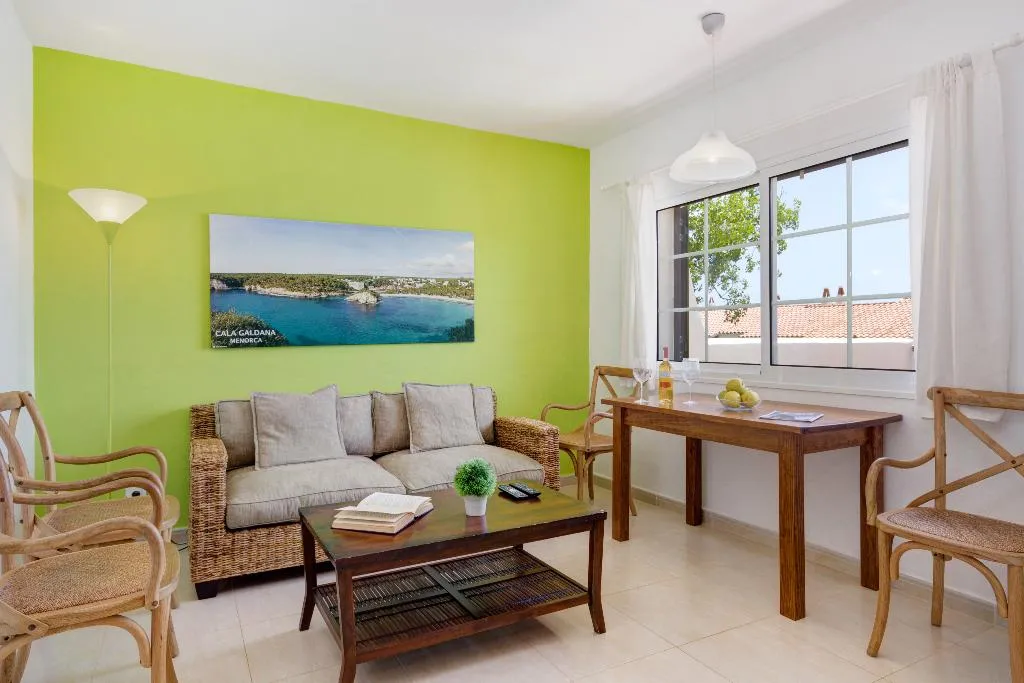 APARTMENT TWO BEDROOMS Room, Son Bou Playa Gold, Menorca