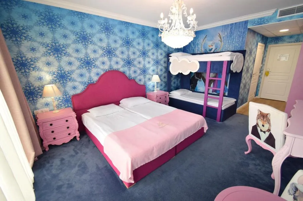 Room, Therma Palace, Varna