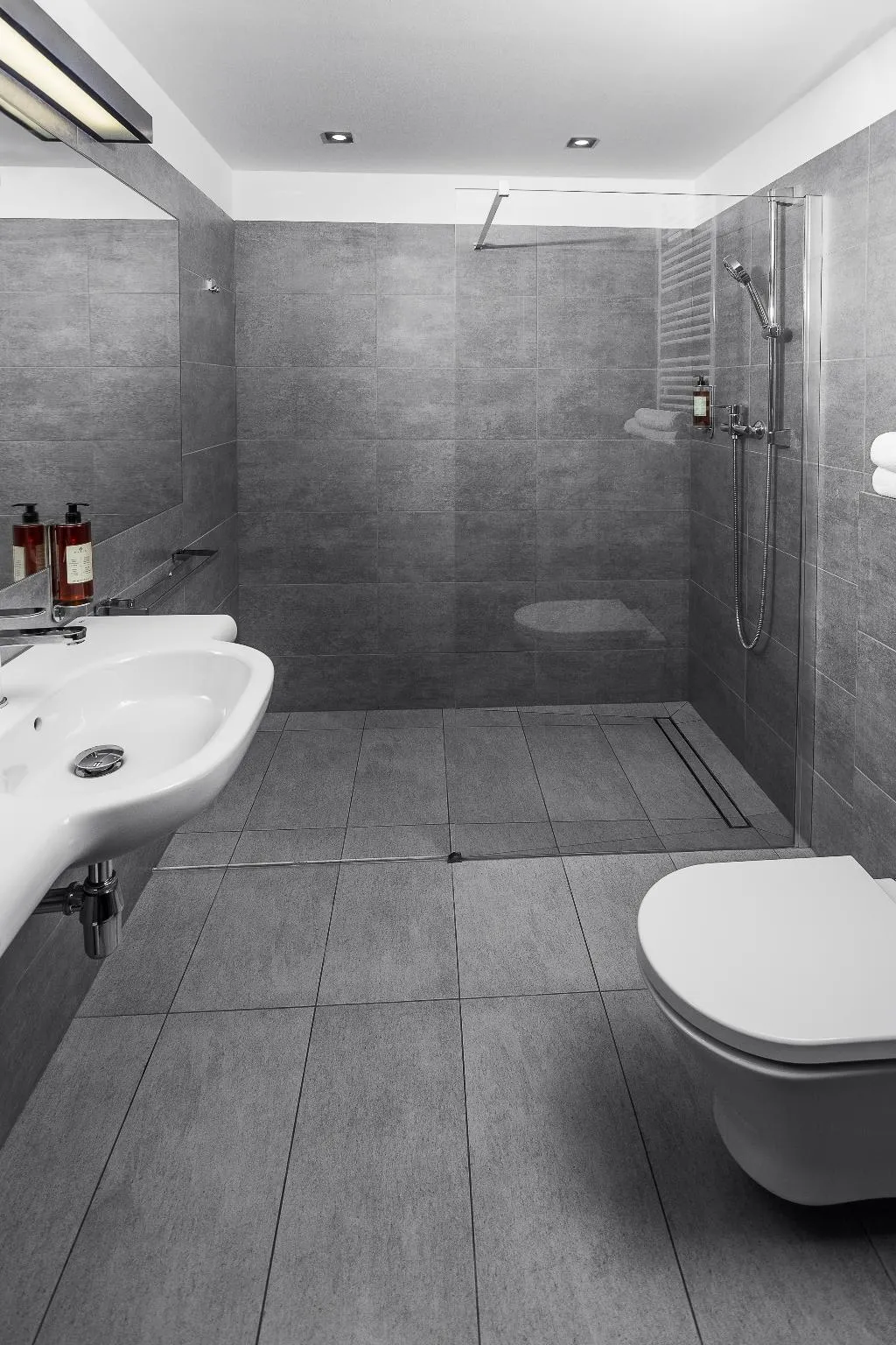 TWIN DELUXE Room, Lwowska1, Krakow