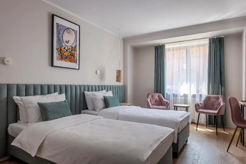 Double or Twin DELUXE Room, Hotel H12, Krakow