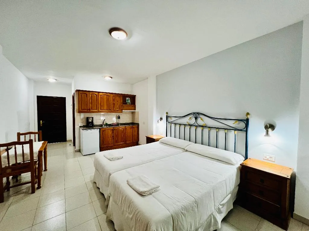 STUDIO CAPACITY 2 Room, Apartamentos Frontera, Tenerife