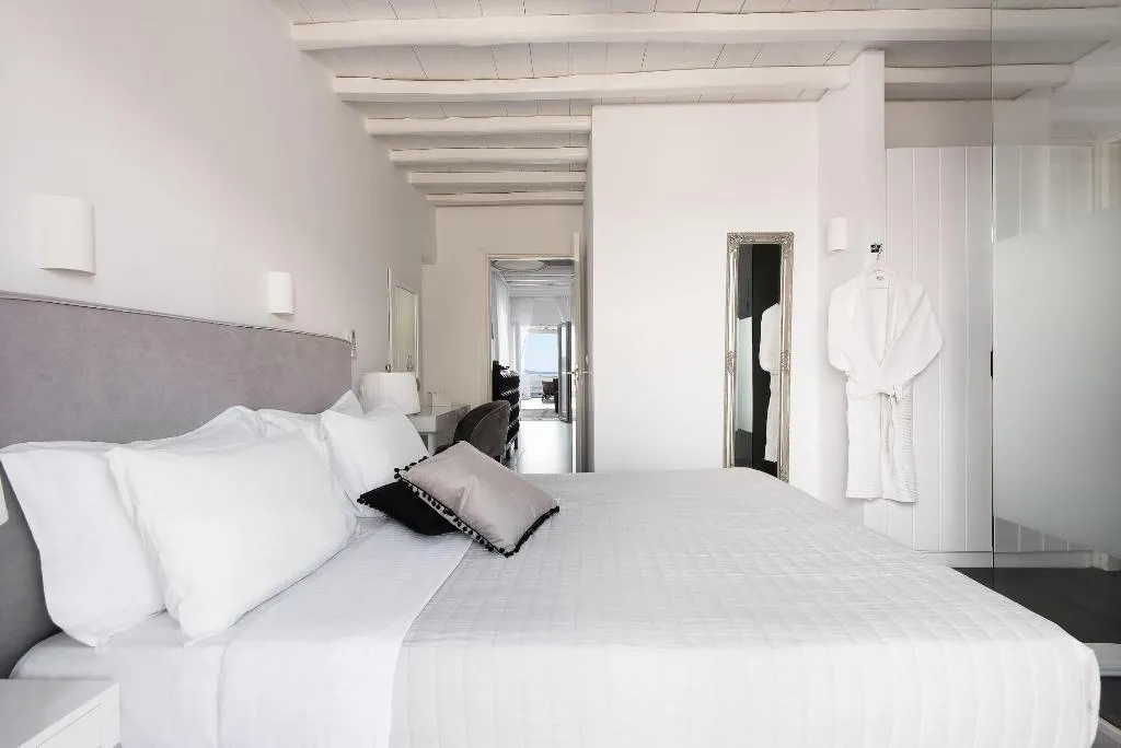 Room, Riva Suites, Mykonos