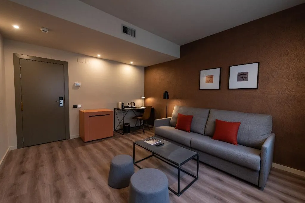 Double or Twin SUPERIOR Room, Atenea Rekord Suites, Barcelona