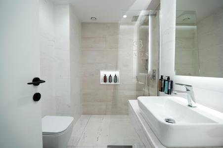 Naos Luxury Resort, Kavaje