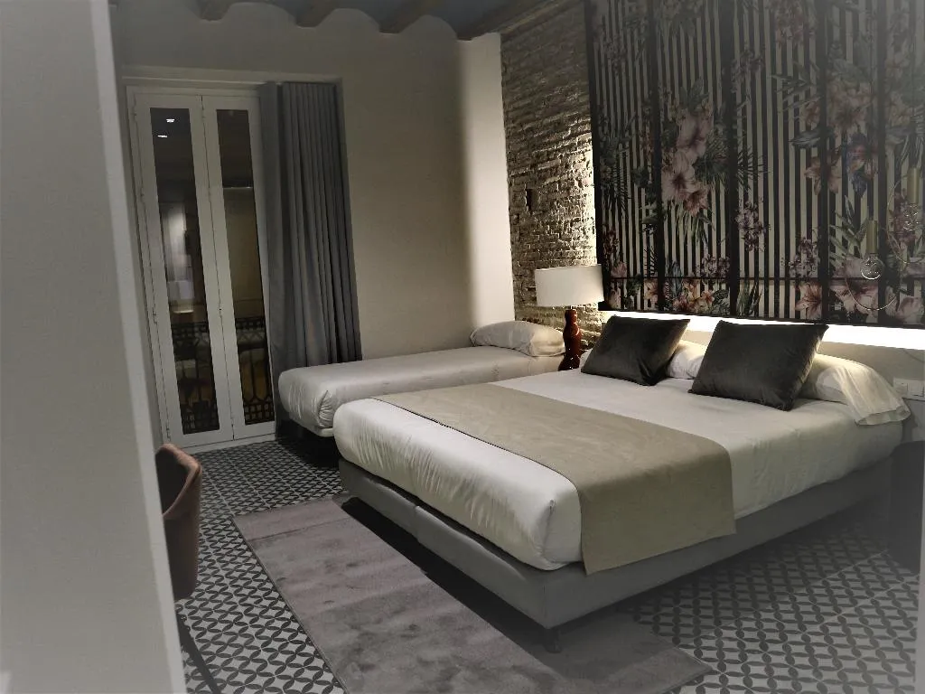 TRIPLE STANDARD Room, You&Co. Quart Boutique, Valencia