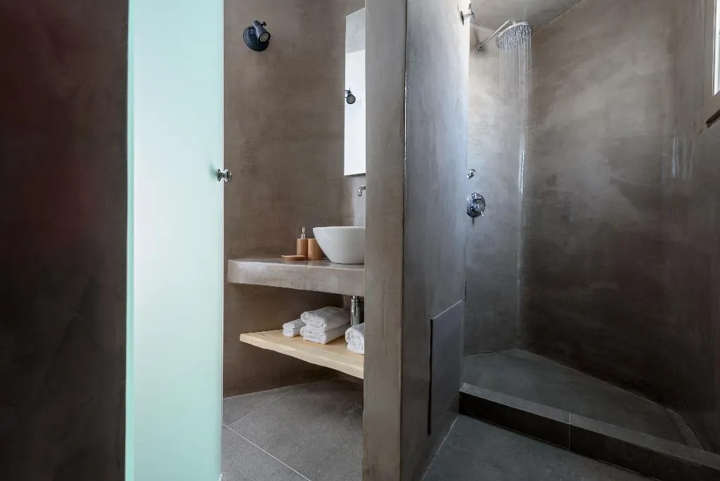 SUITE HONEYMOON Room, Earino Suites and Villas, Santorini