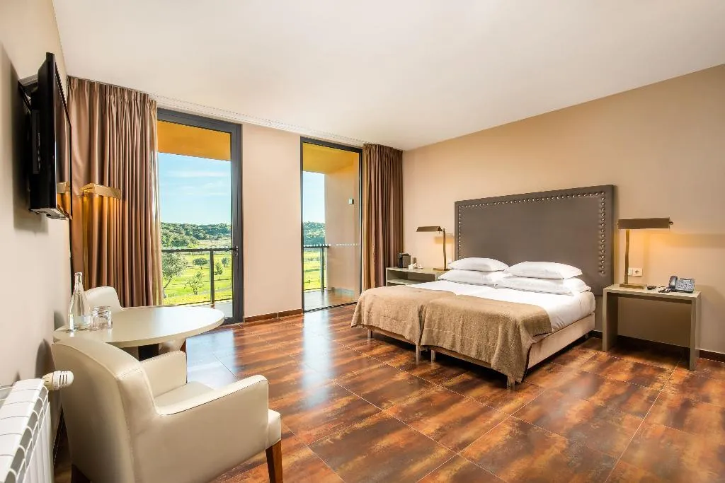 Double or Twin SUPERIOR Room, NAU Morgado Golf and Country Club, Algarve