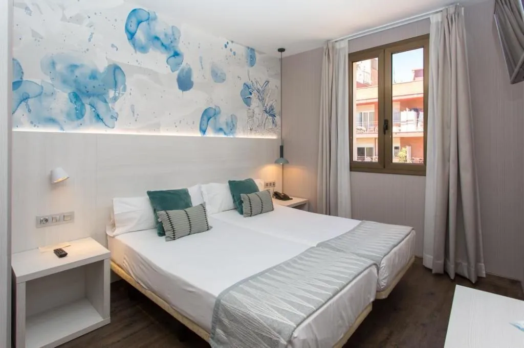 Room, Hostal Opera Ramblas, Barcelona