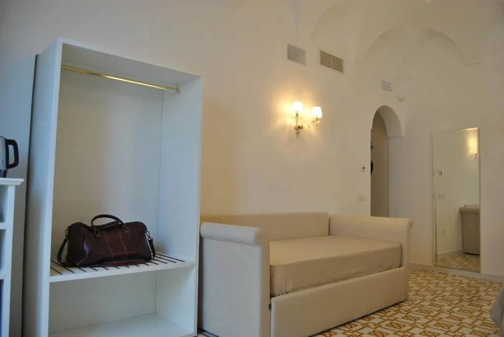 SUITE SUPERIOR CITY VIEW Room, Core Amalfitano City Suites, Naples