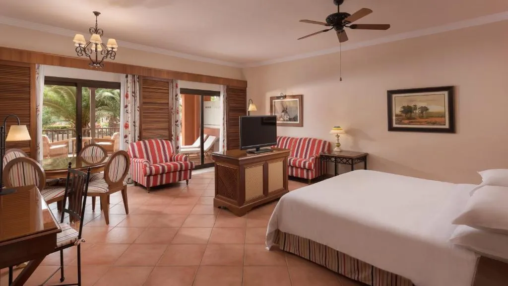 JUNIOR SUITE DELUXE Room, Sheraton Fuerteventura Beach, Golf & Spa Resort, Fuerteventura