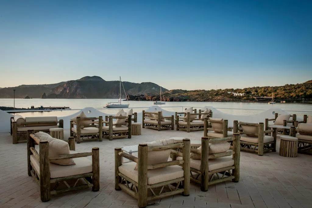 Beach, Hotiday Vulcano Porto, Palermo