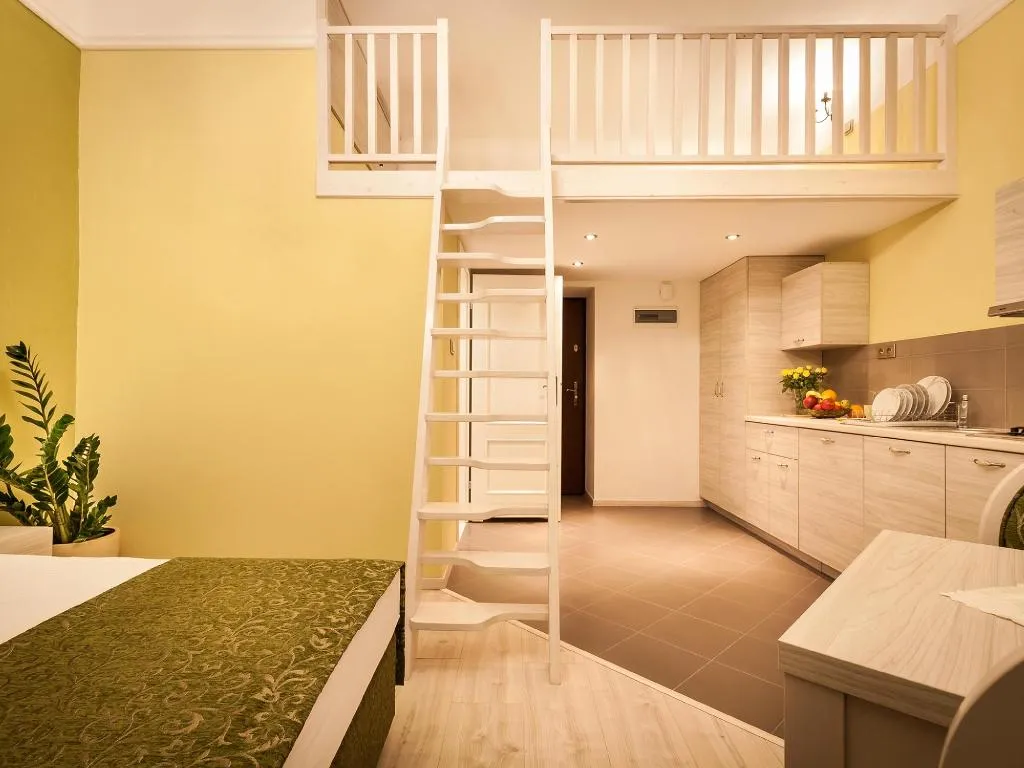STUDIO WITH DOUBLE BED Room, Apartments Bonerowska 5, Krakow