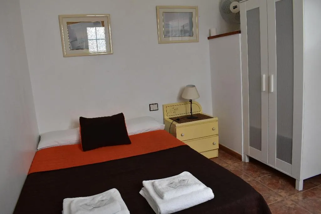 DOUBLE WITH SHARED BATHROOM Room, La Fonda Aeropuerto, Gran Canaria