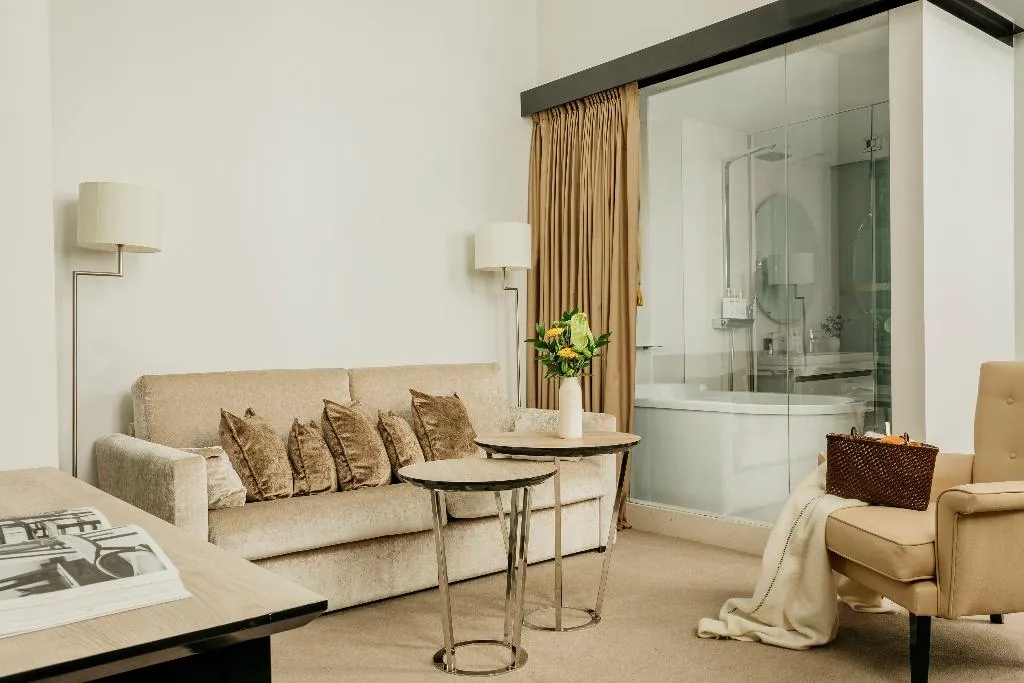 SUITE ONE BEDROOM Room, Palacio de los Duques Gran Meliá, Madrid