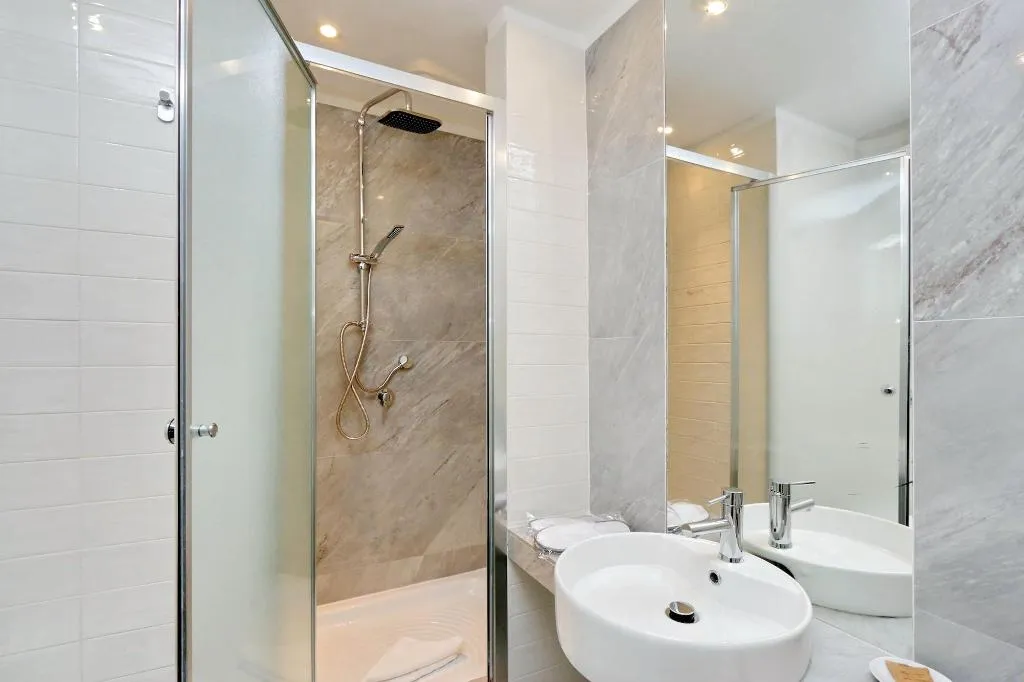 Room, Domus Monamì Luxury Suites, Rome