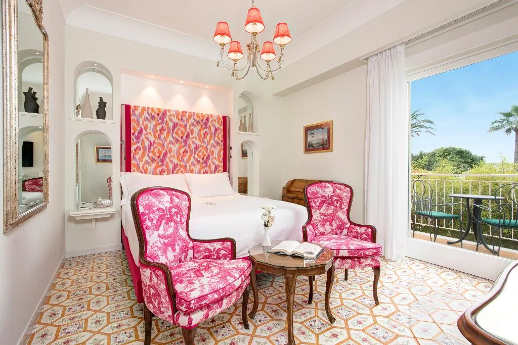 Double or Twin STANDARD Room, Grand Hotel Royal, Naples