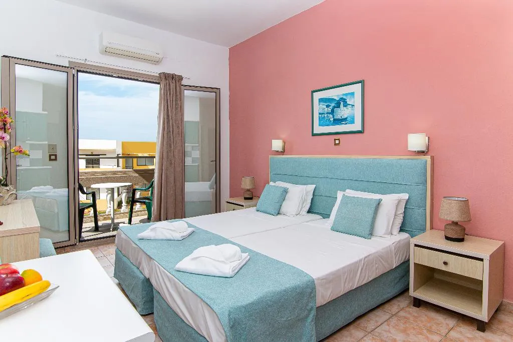 STUDIO CAPACITY 2 Room, Theoni Apartments, Crete