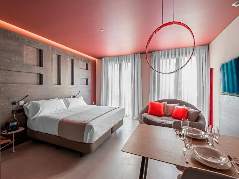 SUITE DELUXE Room, Myr Plaza Mercado & Spa, Valencia