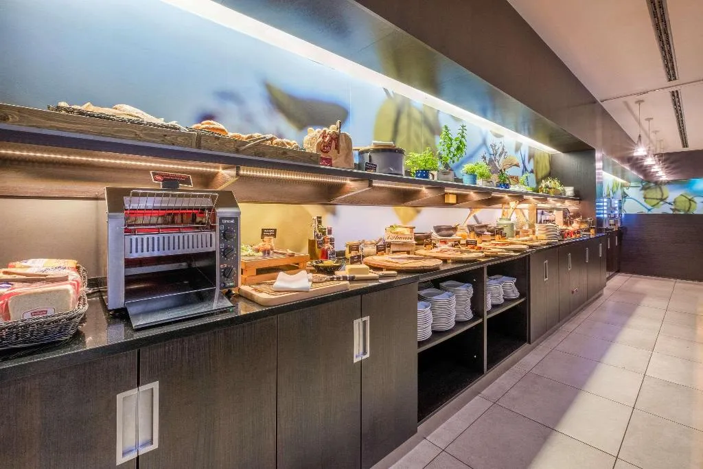 Restaurant, Quality Hotel Ostrava City, Prague