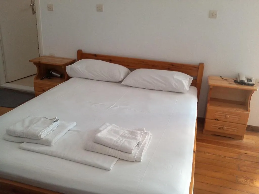 Room, Rent Rooms The Seafront, Crete