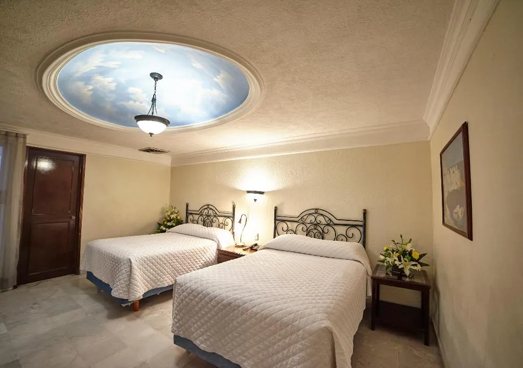Room, Hotel Francis Drake, Cancun Area
