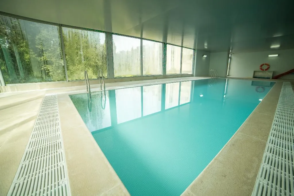 Pool, Joao Paulo II, Porto