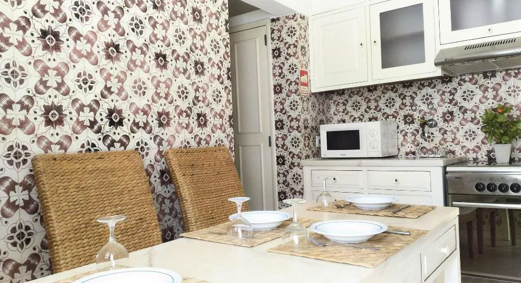 Room, Suites Inn Lagos, Algarve