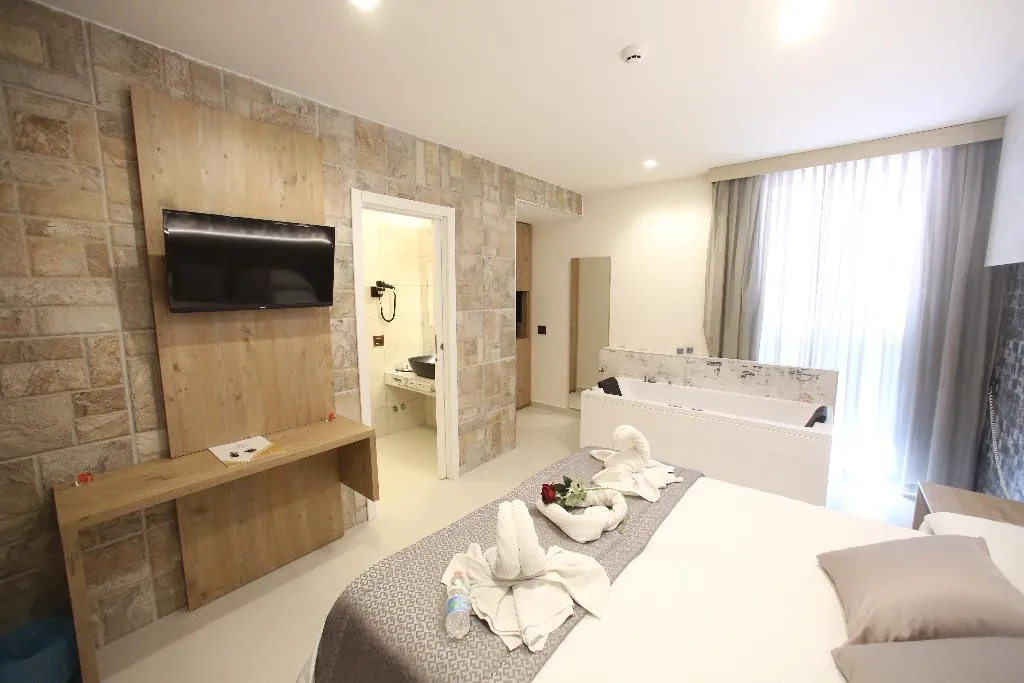 DOUBLE DELUXE Room, Relais Piazza del Plebiscito, Naples