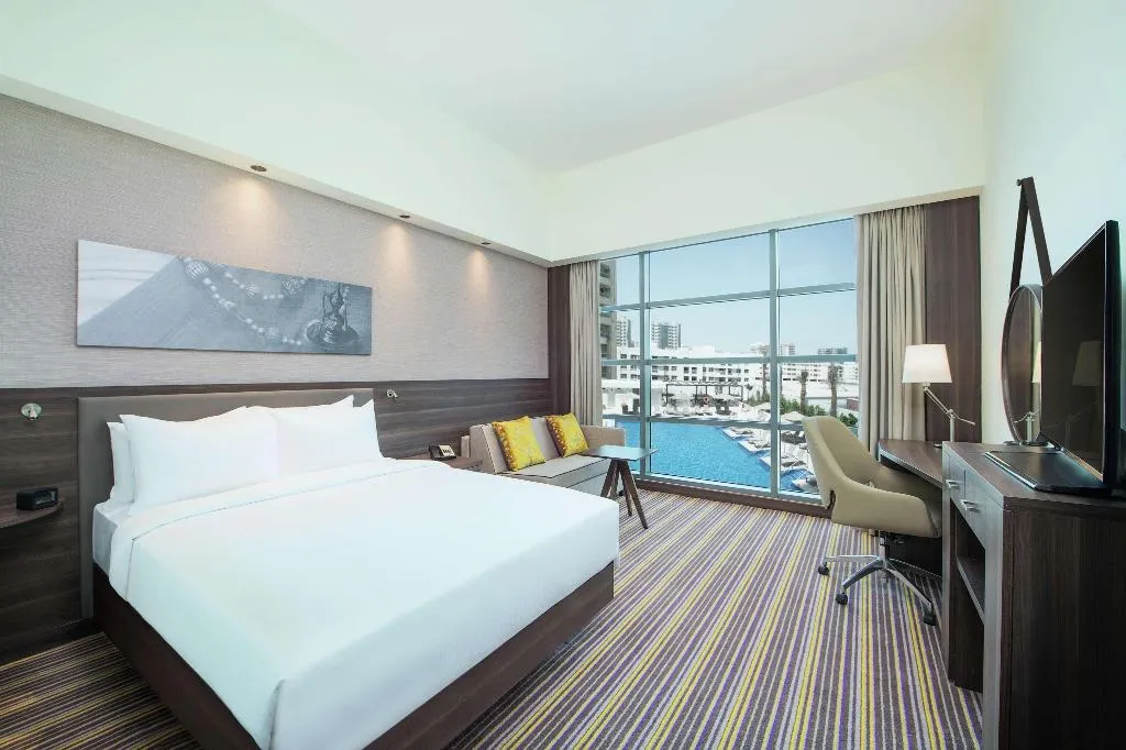 Room, Hampton by Hilton Dubai Airport, Dubai