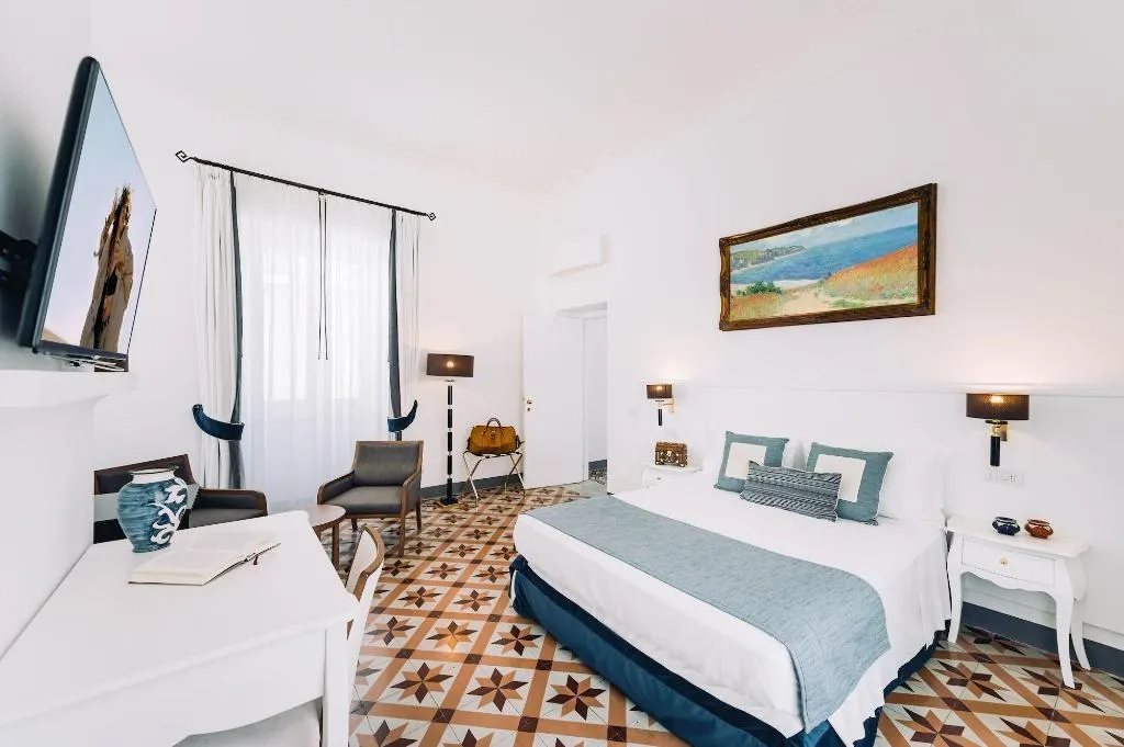 Room, Amalfi Luxury House, Naples