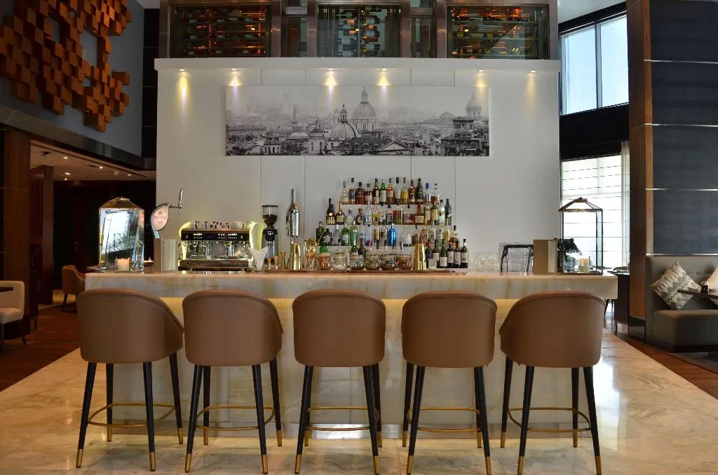 Restaurant, Radisson Blu Hotel, Dubai Media City, Dubai