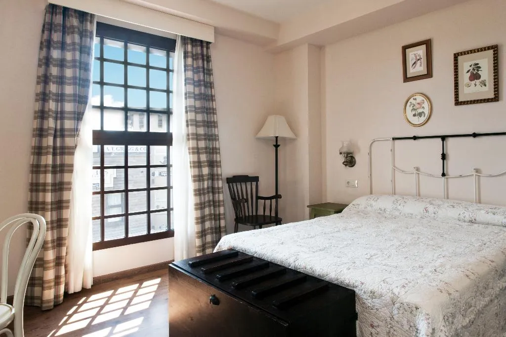 TRIPLE STANDARD Room, PortAventura Hotel Gold River+ Ticket Included, Costa Dorada
